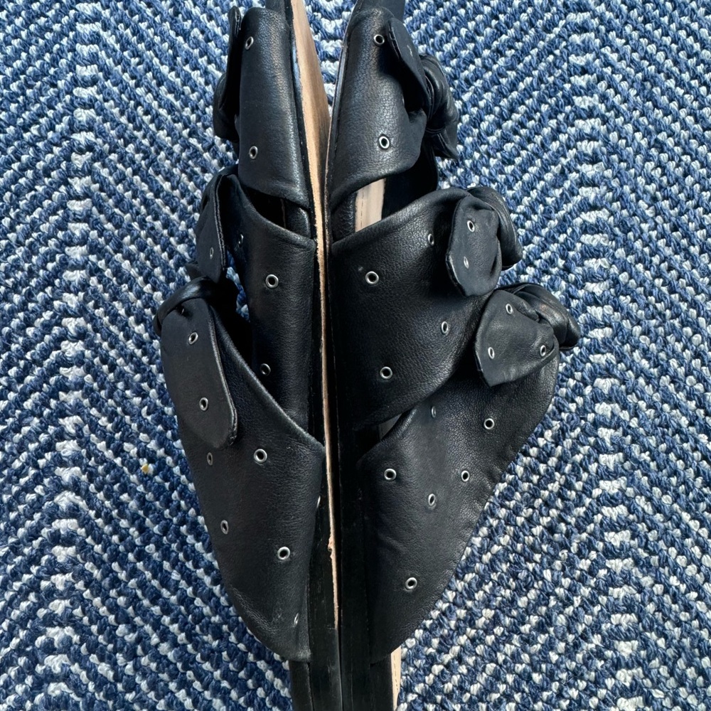 Pour La Victoire Black Knotted Sandals - Picture 8 of 9